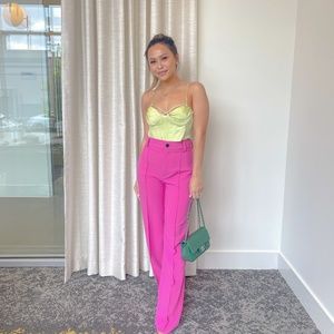 Meet your Posher, Leena